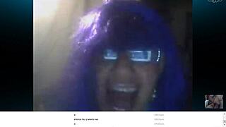 Carol Banderas performs on Mexican webcam.