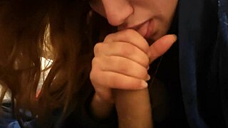 Teen 18+ gives tasty blowjob leading to cumshot 😋