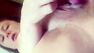 Creamy Vibrator Wrapped In Lips!