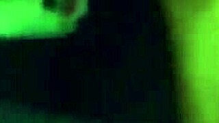 Linda Transexual con Su Juguete Favorito - Ivanka Astaroth