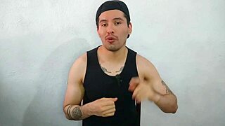 convenci a mi compañero hetero de mamarle su vergota