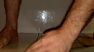 really good dildo fucking leads to anal gaping with huge toy