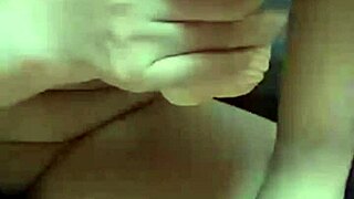 粉墨人生-骚逼给陌生男子录自慰视频