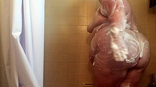 Fat BBW Mwkm Soaps Up Juicy Ass