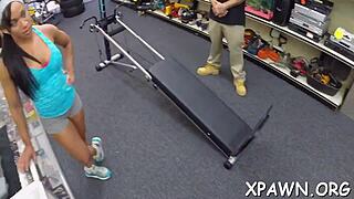 Bimbo Engages In Nasty Fucking And Blowjob In Shop