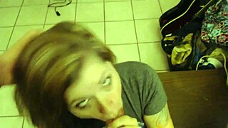 Wow, pretty teen from 21cams.net takes a massive facial load!
