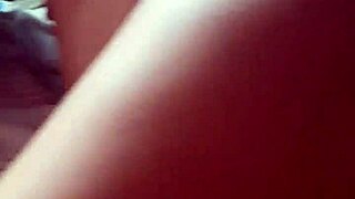 Beautiful latina shows sensual foot fetish