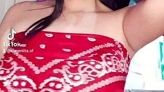 Beautiful latina shows sensual foot fetish