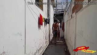 comi o cu da empregada no quintal e gozei na boca dela.