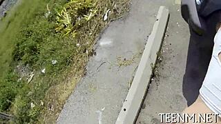 brooke wylde shows her natural tits