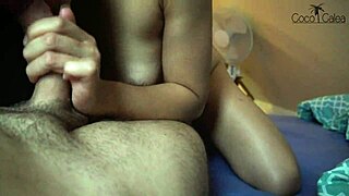 مراهقة شهوانية 18+ شرموطة ترقص جوارب أثناء ركوب الزب POV