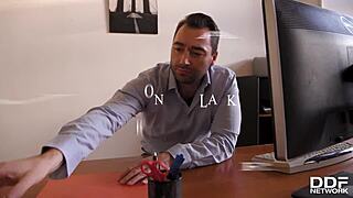 Veronica clark, that horny stripper, rides her client's cock in cowgirl while deepthroating.