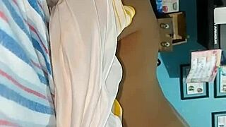 she doesn't know i'm filming her doggystyle cumshot?