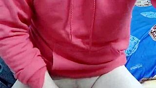 thu dam 11 shaved and hairless model.