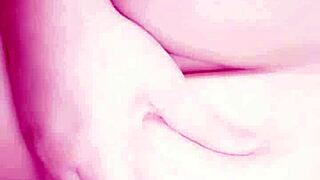 Milf Wajeeha Enjoys A Homemade Amateur Session