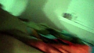 me riding white dick hard!