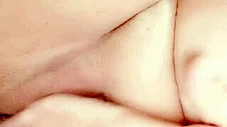 Milf Wajeeha Enjoys A Homemade Amateur Session