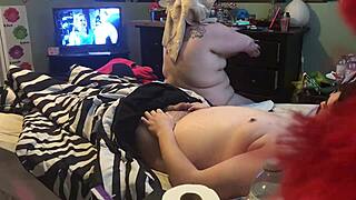 โย่ ดูคู่อวบๆ เย็ดกันในคลิปโฮมเมดสิ