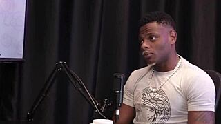 He was best man at Inês Ventura's wedding, now pleases public in sheer red