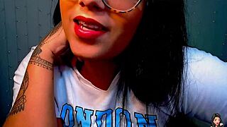 desafio socando mão no cuzinho joi 😏