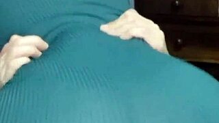 dei um cho de bucetinha pro meu marido