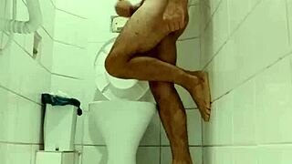 I sensualize my gay lover