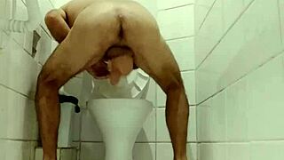 I sensualize my gay lover