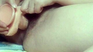 Yo, this Asian babe’s wet solo with a vibrator!