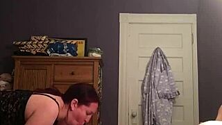 Side chick enjoying some casual time