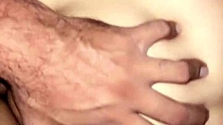 me gusta jugar con el pene duro de él voy a extrañarlo mucho durante su viaje