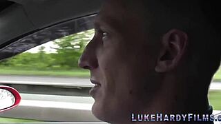 alternative spex babe fucks with glasses on