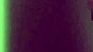 Pequeña Jennifer Far showcases her Latina charm