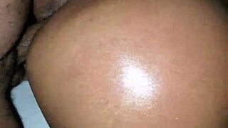 ebony fucking a thick bitch