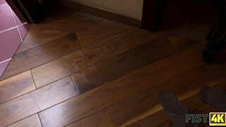 Unbelievable! Guy Fists GF’s Vagina in Bathroom for Relaxation!