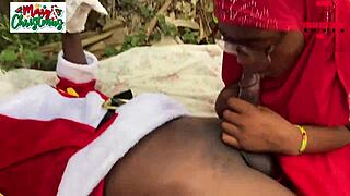 Horny Nigerian Couple's Outdoor Garden Shaved Pussy Fun