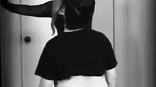 Mistress puts beta in mindless trance