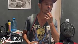 Photographer tried to seduce hetero client and it led to anal licking