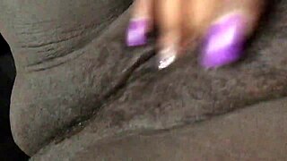 Check Out This Wet Pussy Squirting Hard 😍