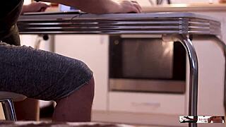 quick fuck before dinner with wife