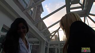 Alicia Rhodes and her friend massage a guy then fuck him on the couch 😏