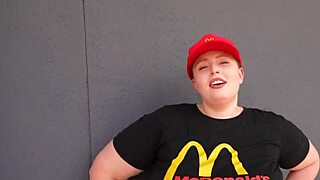 Mia Dior bangs manager for job after McDonald’s firing! 😅