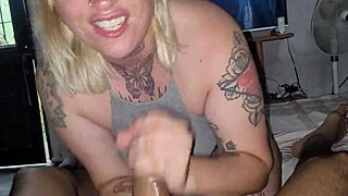 I watched this blonde take a huge load on her face