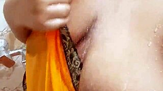Indian Girl with Sexy Big Boobs in Saree