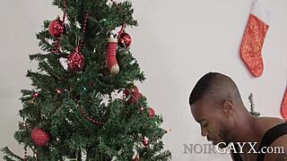 Grinch who stole inhibitions in christmas gay bareback kissing scene