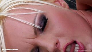 Watch Sandra Sanchez finger herself solo.