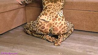 Girlfriend gives sensual blowjob and passionate fucking with cumshot.