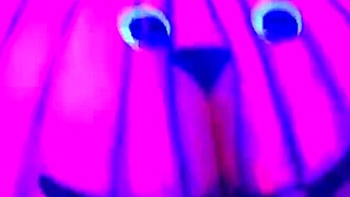 Twerking the pumpkin with big ass!