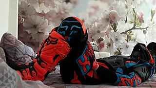 โย เช็คเลย พวกเกย์มอเตอร์ครอสส์ในบูทไบค์สุดเฟี้ยว!