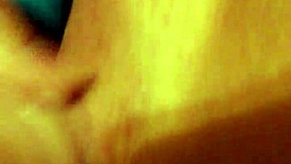 sexy wife pleasures herself in homemade clip