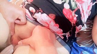 est� perra sabe c�mo seducir al dr y el le mete toda su polla y la hace gritar de placer